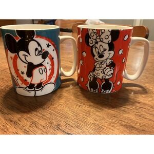 Set of 2 Mug Disney Mickey and Minnie Enesco Red Blue Aw Gee Polka Dot Disneyana